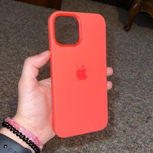 authentic apple silicone case